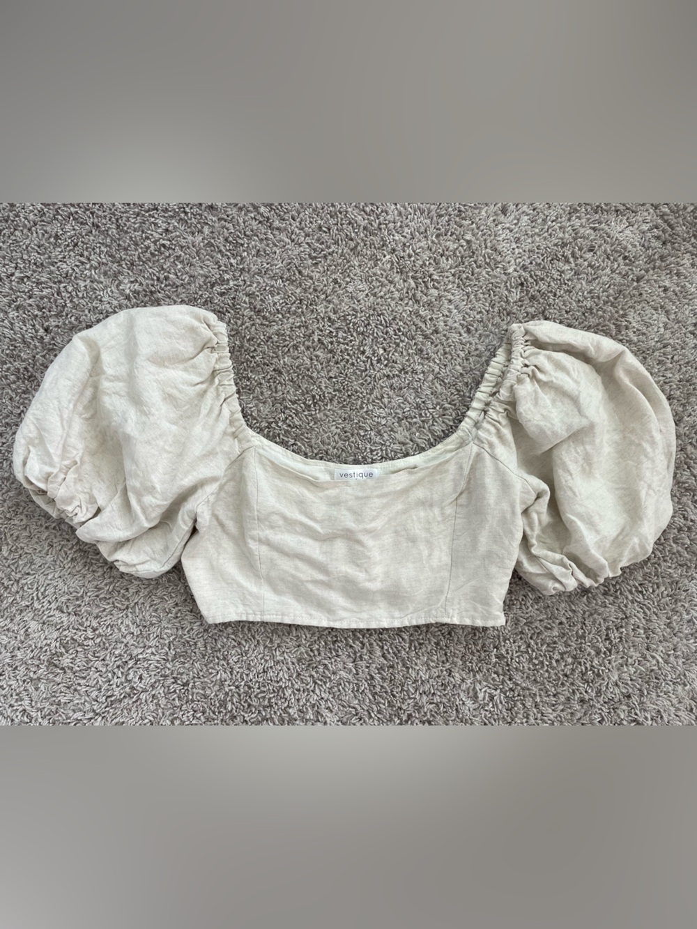 vestique Neutral Linen-Style Scoop Neck Top